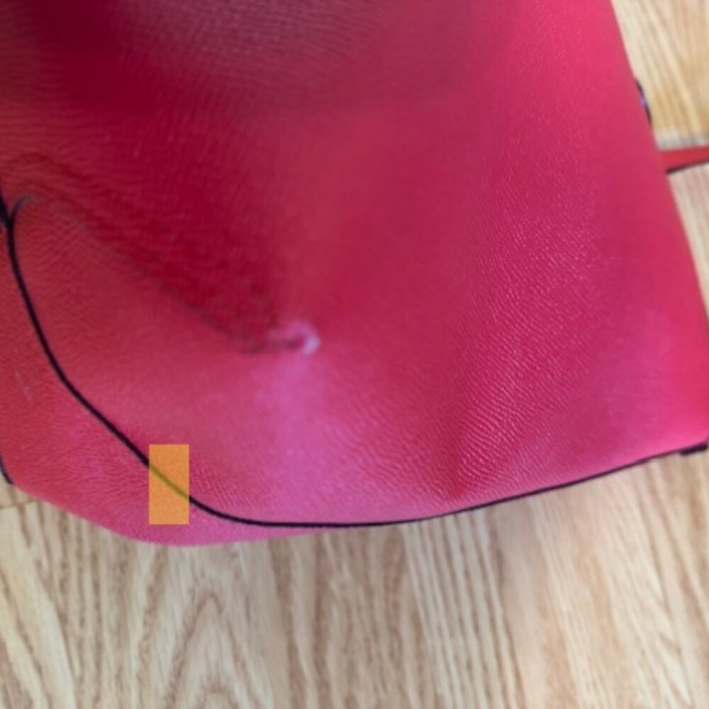 Coach Reversable City Tote in Signature Red Canvas w/ Camo Rose Floral Print - Picture 5 of 6